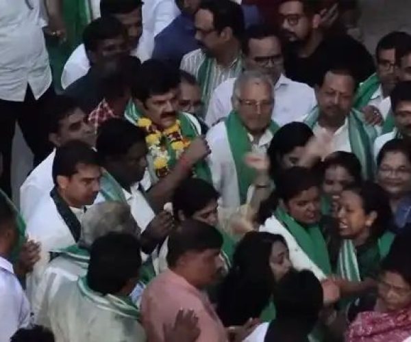 ୧୦ ମାସ ପରେ ଜେଲ୍‌ରୁ ମୁକୁଳିଲେ ବିକ୍ରମ ପଣ୍ଡା, ପୀତବାସ ହତ୍ୟା ମାମଲାରେ ହାଇକୋର୍ଟରୁ ସର୍ତ୍ତମୂଳକ ଜାମିନ